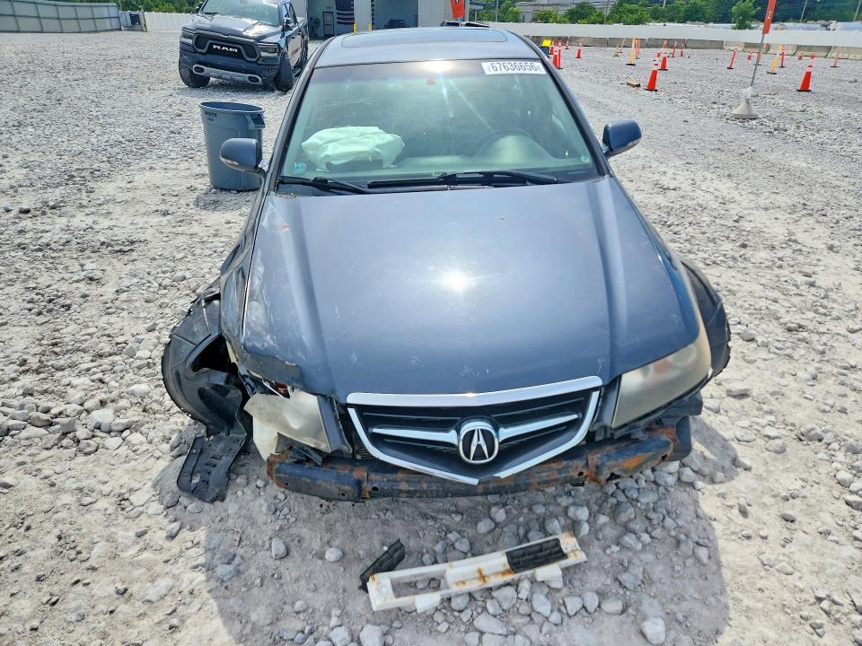 Photo 5 from auction – 2004 ACURA TSX with VIN JH4CL96824C040895