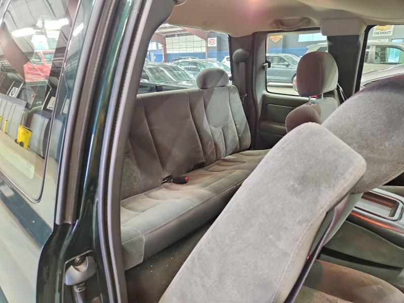 Photo 10 from auction – 2004 CHEVROLET SILVERADO with VIN 2GCEC19TX41297059