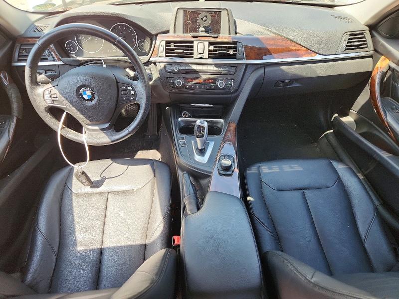 Photo 8 from auction – 2013 BMW 328 with VIN WBA3A5C55DF359052