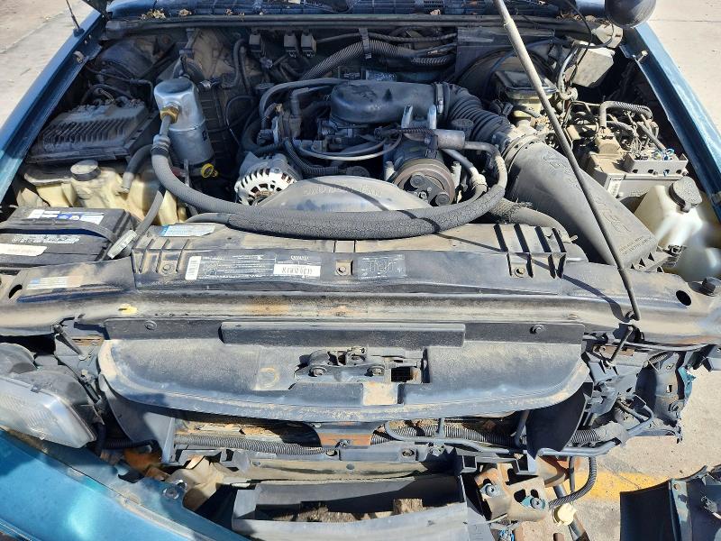 Photo 12 from auction – 1996 GMC JIMMY with VIN 1GKCT18W2TK504582