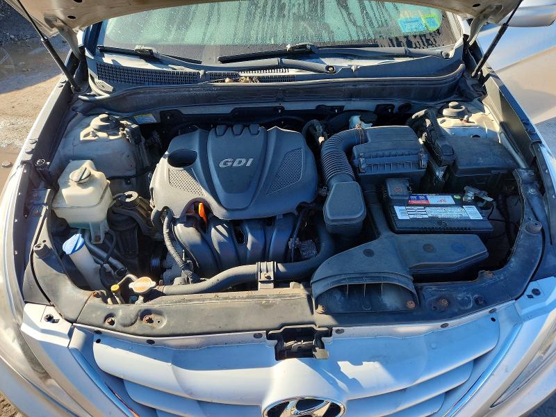 Снимка 11 от търг – 2011 HYUNDAI SONATA с VIN 5NPEB4AC4BH035629