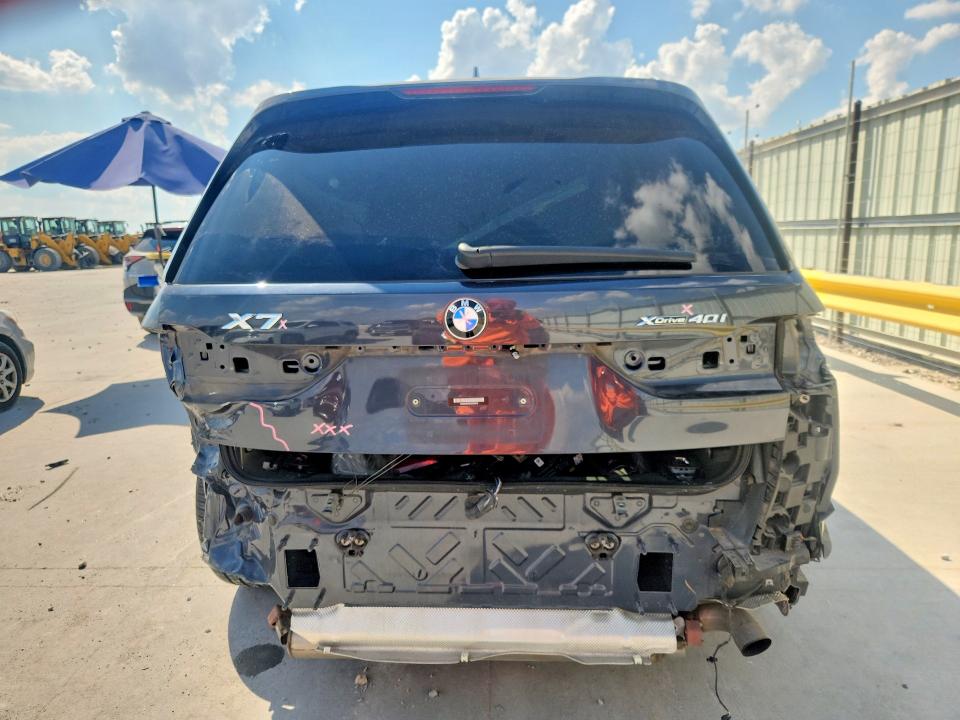 Снимка 6 от търг – 2020 BMW X7 с VIN 5UXCW2C08L9D05816