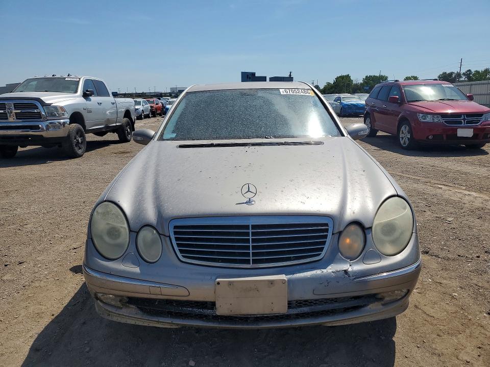 Photo 5 from auction – 2003 MERCEDES-BENZ E with VIN WDBUF65J43X109205