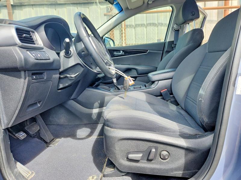 Photo 7 from auction – 2019 KIA SORENTO with VIN 5XYPG4A34KG601127