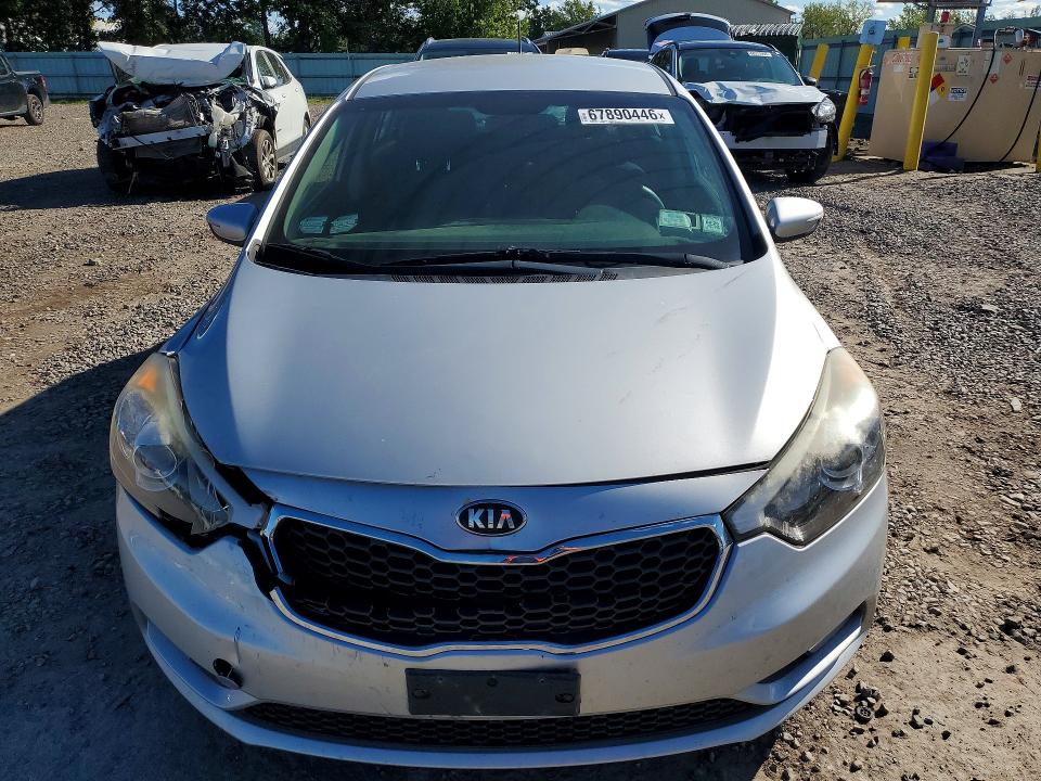 صورة رقم 5 من المزاد - 2016 KIA FORTE5 مع VIN KNAFK5A80G5547866