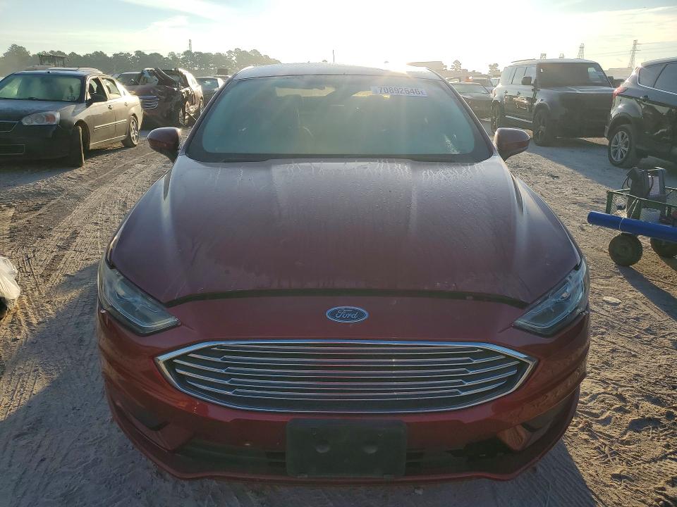 Foto 5 de la subasta – 2017 FORD FUSION con VIN 3FA6P0G77HR397233