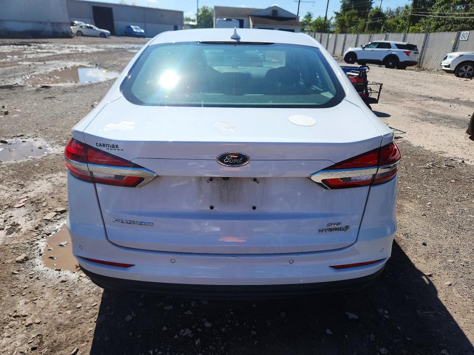 Photo 6 from auction – 2019 FORD FUSION with VIN 3FA6P0LU0KR188726