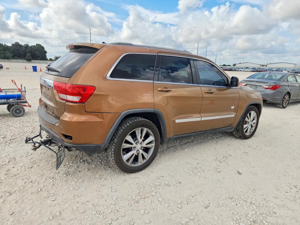 Photo 3 from auction – 2011 JEEP GRAND CHEROKEE with VIN 1J4RS4GT4BC676469