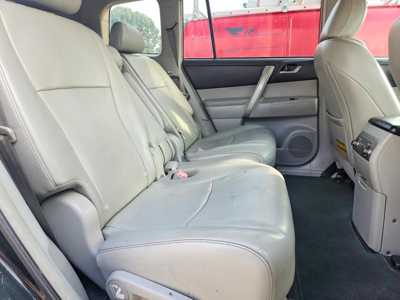Снимка 11 от търг – 2013 TOYOTA HIGHLANDER с VIN 5TDBK3EH2DS236686