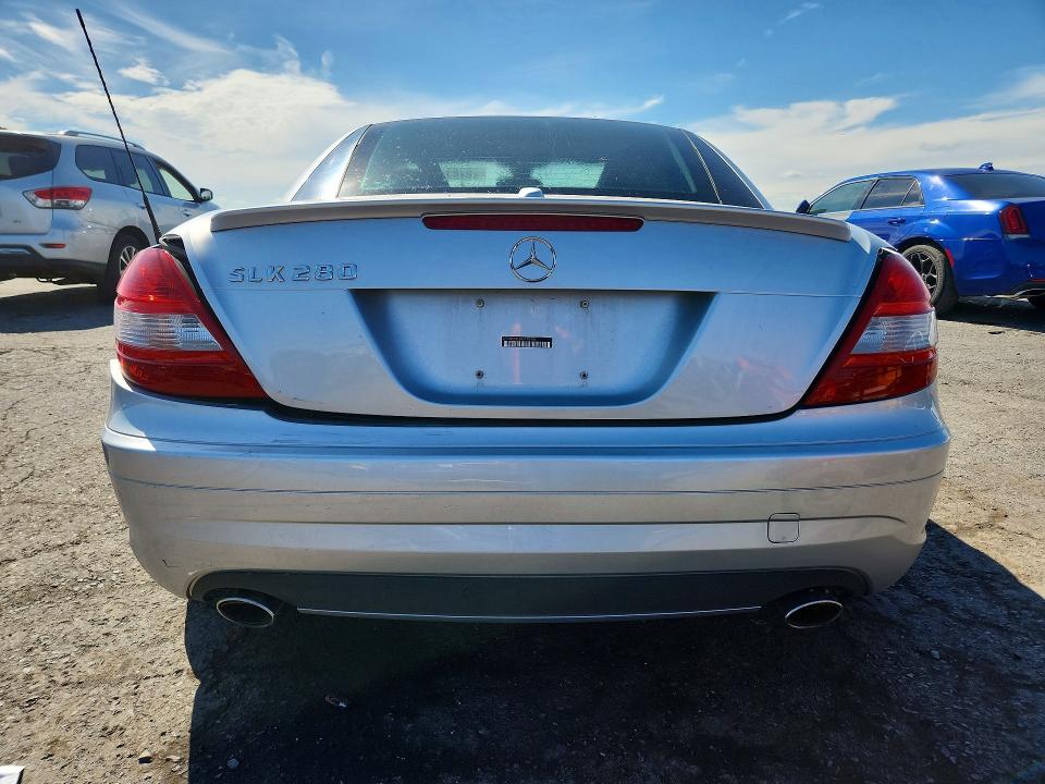 Photo 6 from auction – 2007 MERCEDES-BENZ SLK with VIN WDBWK54F87F149486