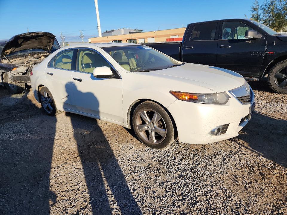 Zdjęcie 4 z aukcji – 2014 ACURA TSX z VIN JH4CU2F44EC003804