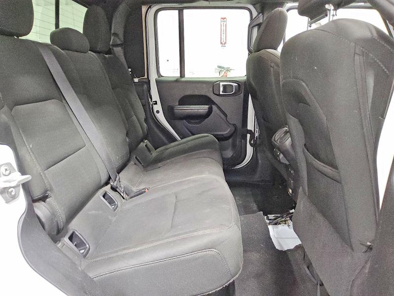 Photo 10 from auction – 2022 JEEP GLADIATOR with VIN 1C6HJTAG5NL132424