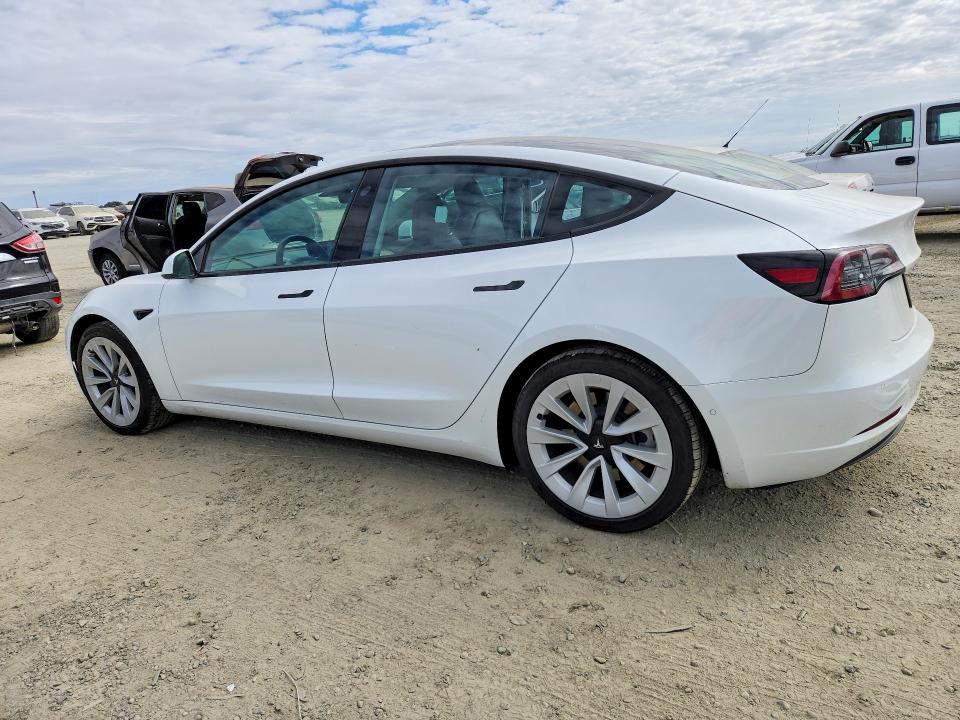 Фото 2 с аукциона – 2021 TESLA MODEL 3 с VIN 5YJ3E1EA6MF065996