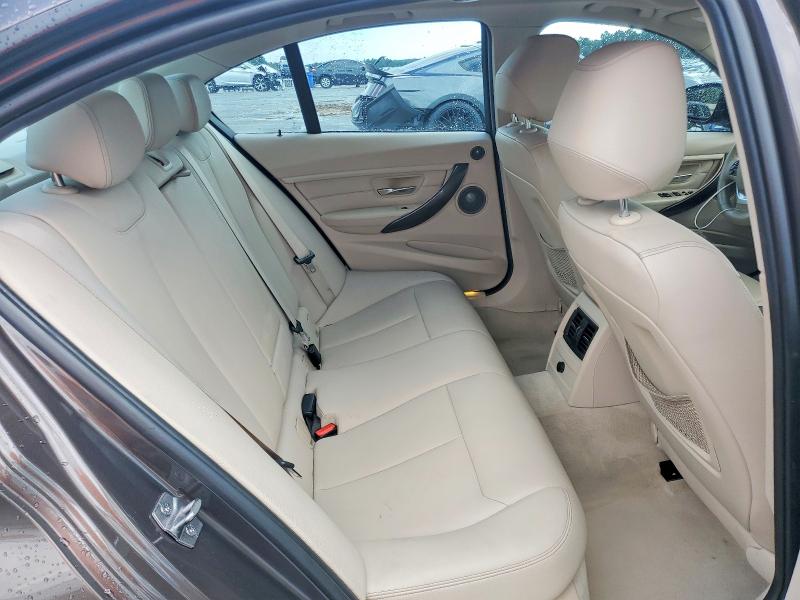 Photo 10 from auction – 2013 BMW 335 with VIN WBA3A9G59DNP37249