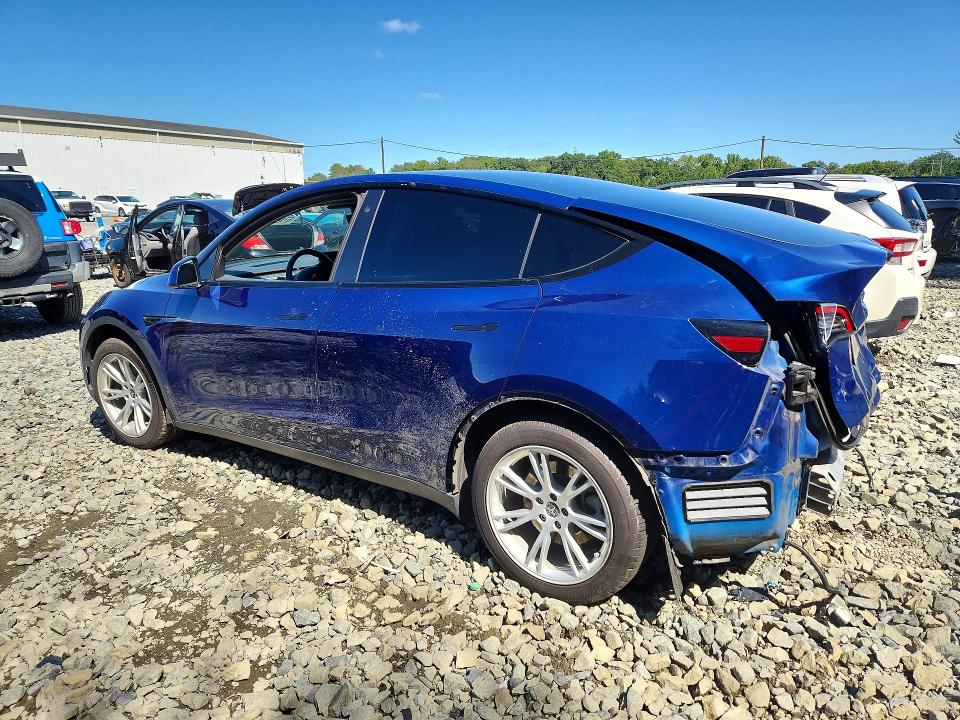 Foto 2 de la subasta – 2021 TESLA MODEL Y con VIN 5YJYGDEE6MF196804