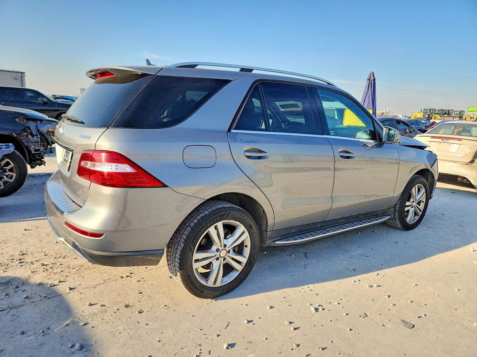 Photo 3 from auction – 2013 MERCEDES-BENZ ML with VIN 4JGDA5HB4DA205995