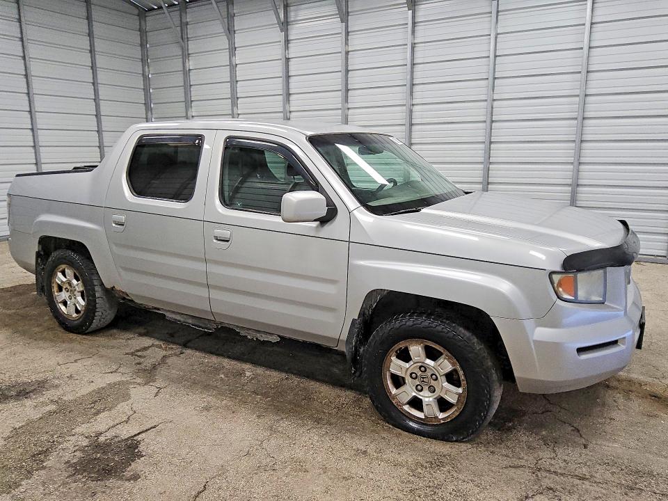 Снимка 4 от търг – 2008 HONDA RIDGELINE с VIN 2HJYK16438H528938