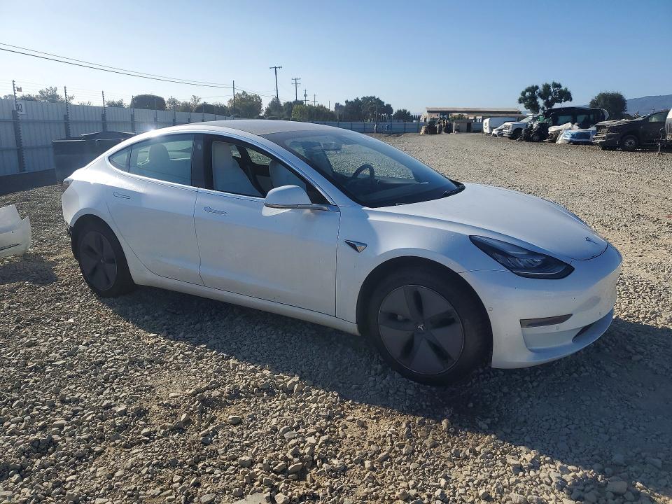 Photo 4 from auction – 2020 TESLA MODEL 3 with VIN 5YJ3E1EA2LF615256