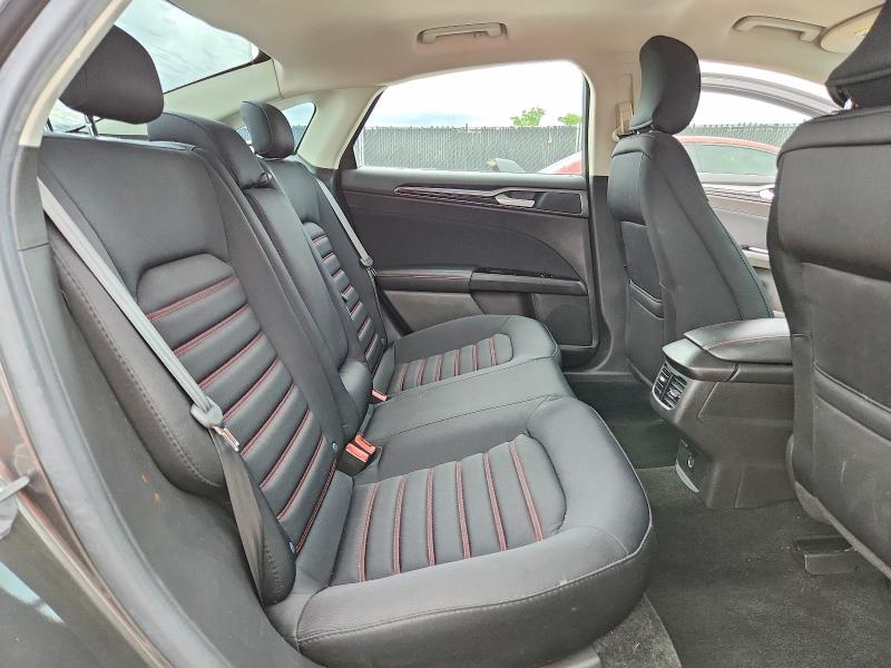 Photo 10 from auction – 2016 FORD FUSION with VIN 3FA6P0H74GR323331