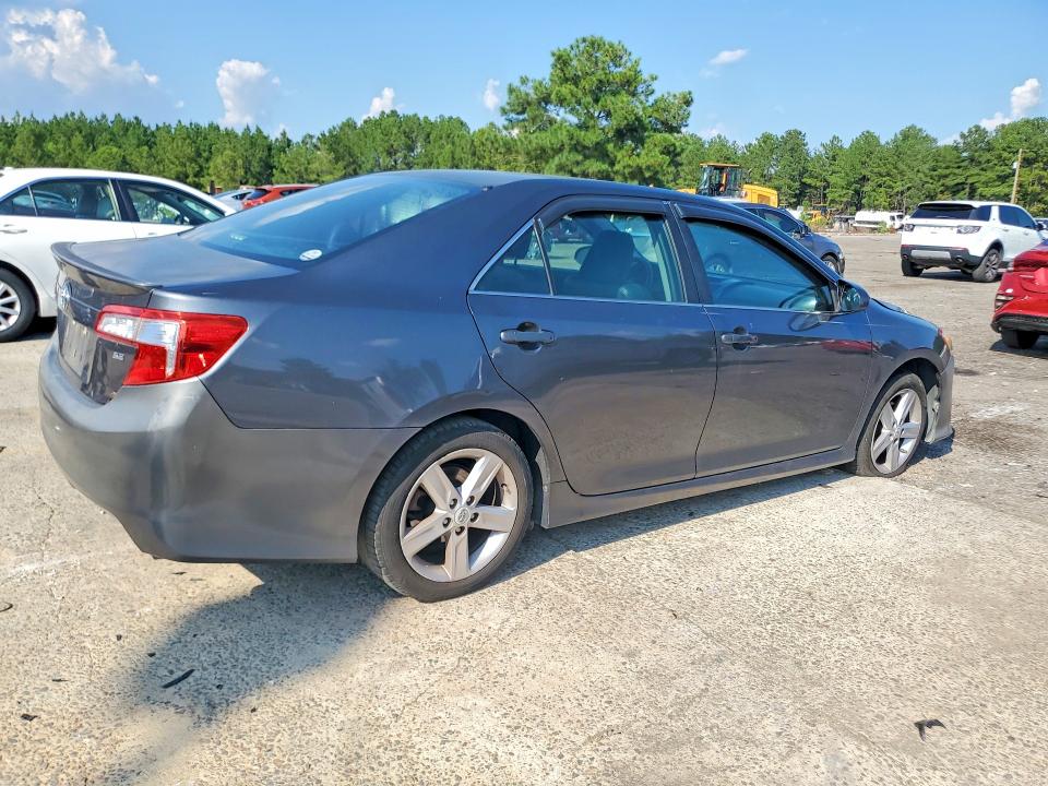 Photo 3 from auction – 2012 TOYOTA CAMRY with VIN 4T1BF1FKXCU048524
