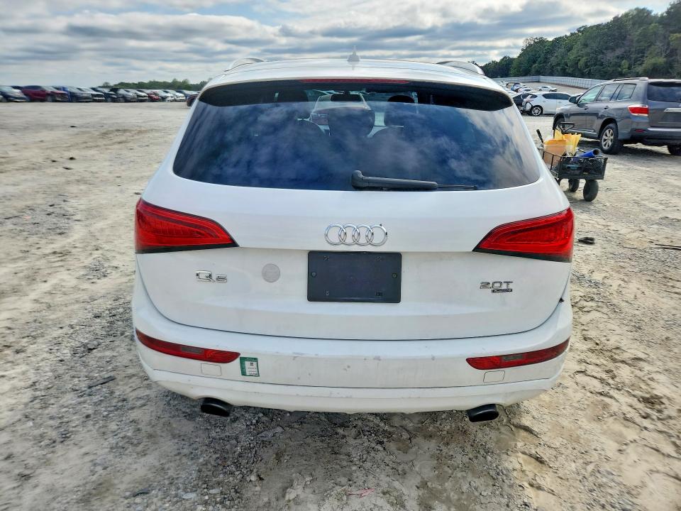 Foto 6 de la subasta – 2014 AUDI Q5 con VIN WA1CFAFP5EA080624