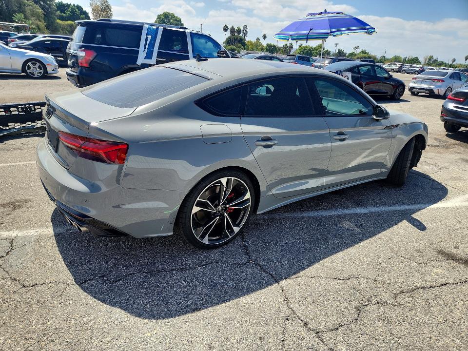 Photo 3 from auction – 2022 AUDI S5 with VIN WAUC4CF53NA035698