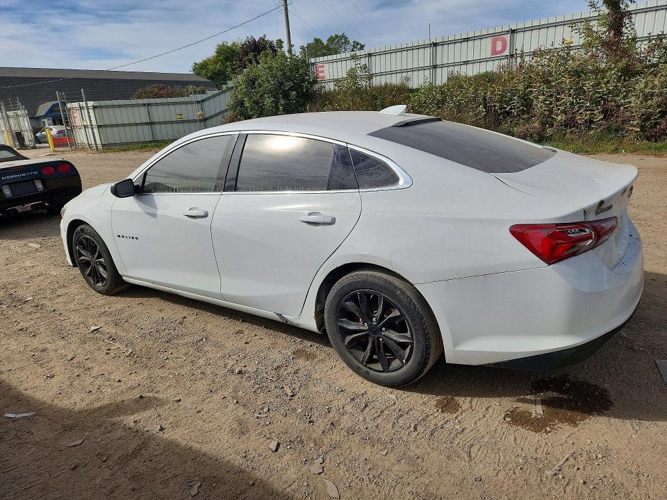 Photo 2 from auction – 2020 CHEVROLET MALIBU with VIN 1G1ZD5ST7LF031983