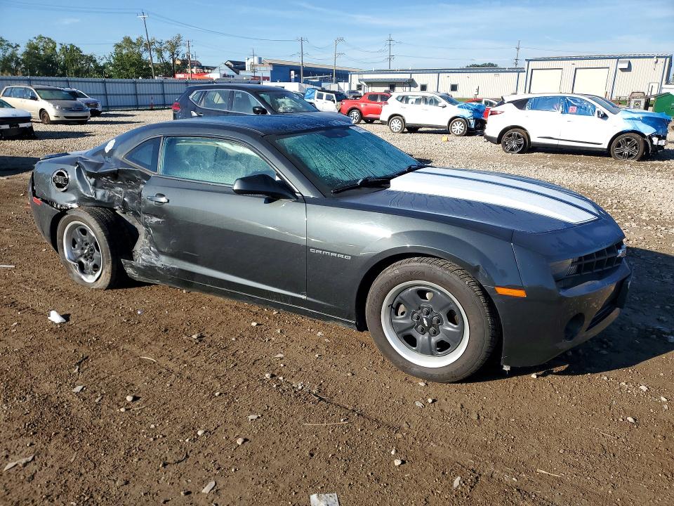 Снимка 4 от търг – 2013 CHEVROLET CAMARO с VIN 2G1FA1E34D9201713