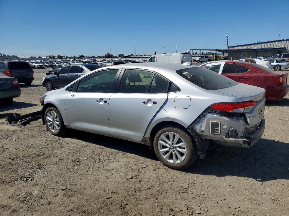 Photo 2 from auction – 2026 TOYOTA COROLLA with VIN JTDB4MEE8T3033095