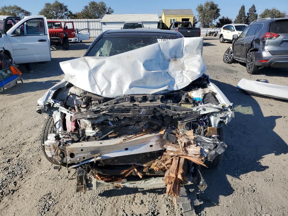 Photo 5 from auction – 2025 TOYOTA CAMRY with VIN 4T1DAACKXSU037145