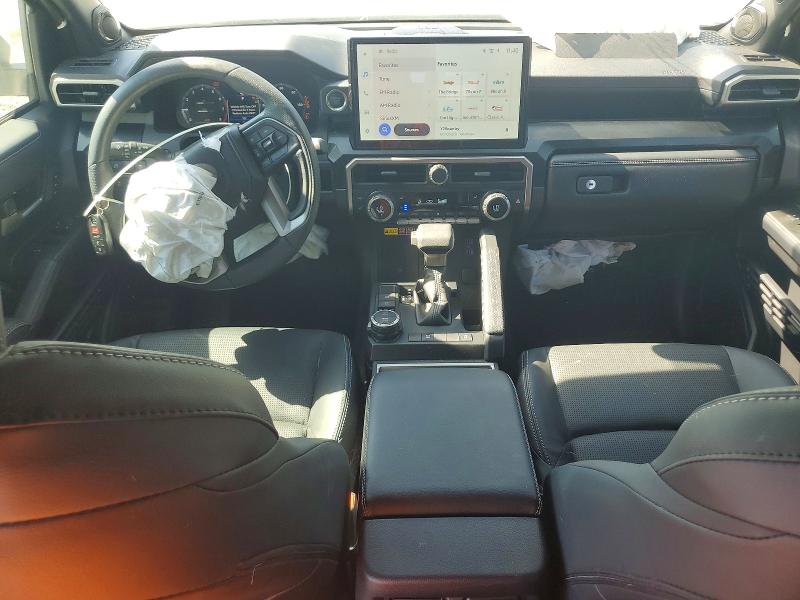 Photo 8 from auction – 2025 TOYOTA 4RUNNER with VIN JTEVA5BR9S5074188