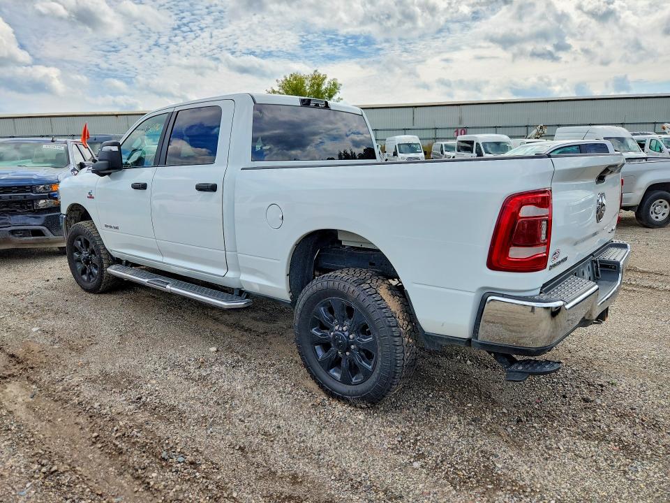 Фото 2 с аукциона – 2023 RAM 2500 с VIN 3C6UR5DL3PG615454