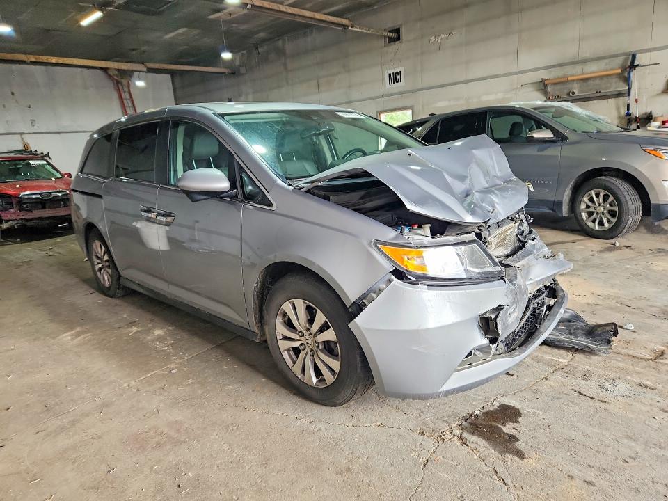 Снимка 4 от търг – 2016 HONDA ODYSSEY с VIN 5FNRL5H65GB141629