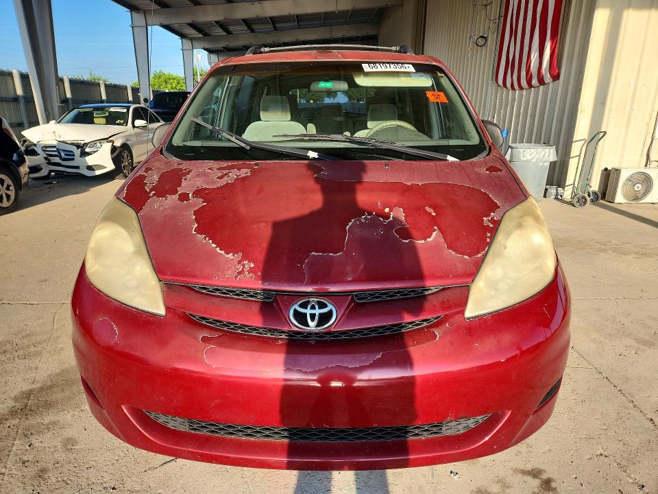 Photo 5 from auction – 2007 TOYOTA SIENNA with VIN 5TDZK23C87S023763