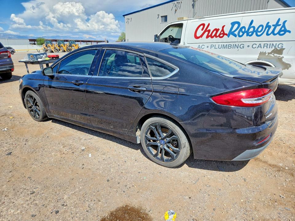 Photo 2 from auction – 2019 FORD FUSION with VIN 3FA6P0HD3KR201297