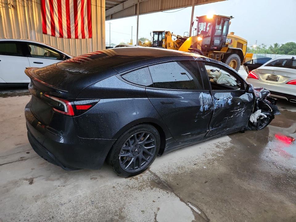 صورة رقم 3 من المزاد - 2026 TESLA MODEL 3 مع VIN 5YJ3E1EA0TF126421