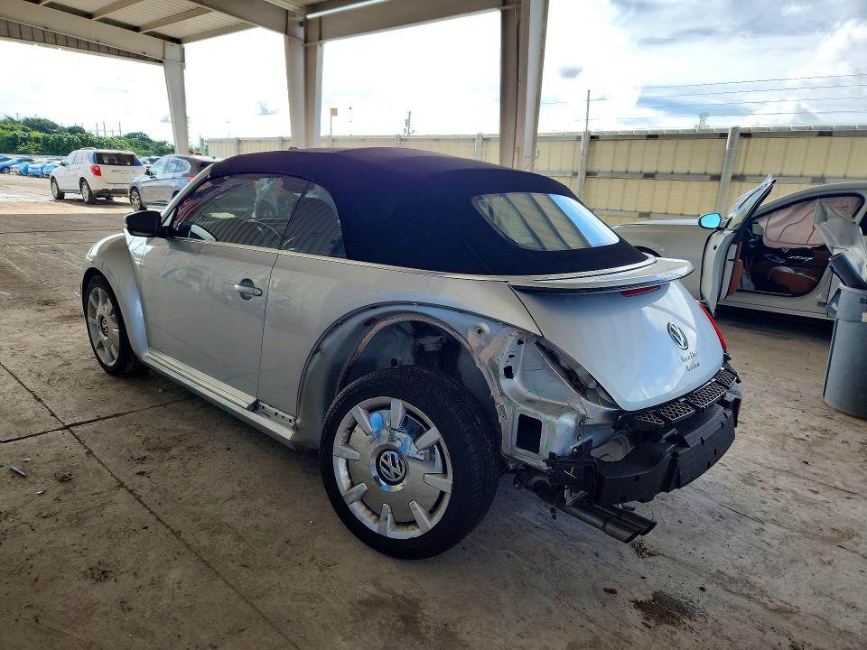 Photo 2 from auction – 2016 VOLKSWAGEN BEETLE with VIN 3VW507AT2GM803954