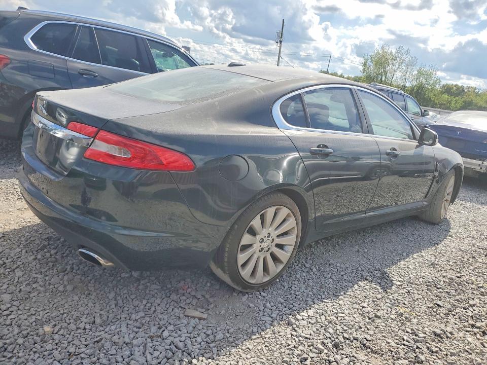 Photo 3 from auction – 2009 JAGUAR XF with VIN SAJWA06B89HR20894