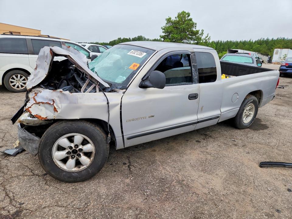 DODGE DAKOTA 2000 с VIN 1B7GL22X8YS637326 - Снимка от търг