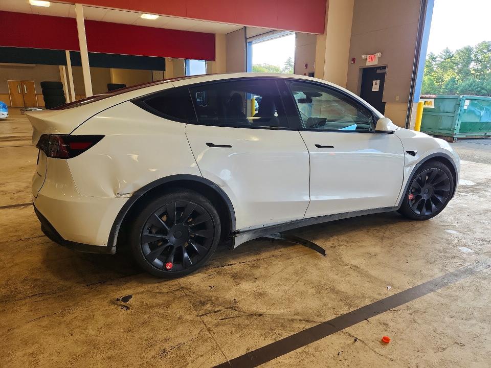 صورة رقم 3 من المزاد - 2023 TESLA MODEL Y مع VIN 7SAYGAEE5PF808402
