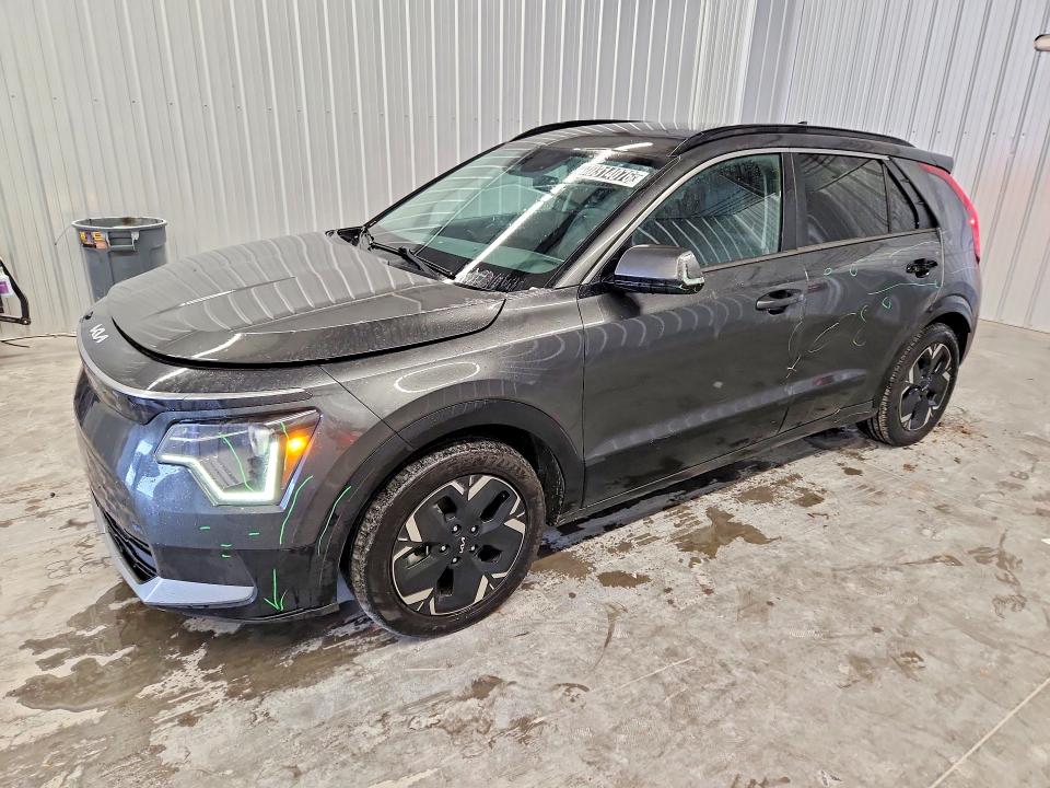 KIA NIRO 2023 with VIN KNDCR3L10P5071091 - Photo from auction