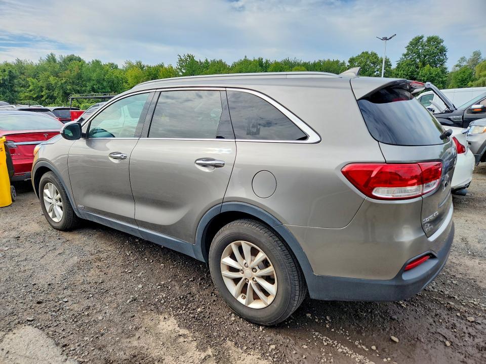 Photo 2 from auction – 2016 KIA SORENTO with VIN 5XYPGDA38GG061028