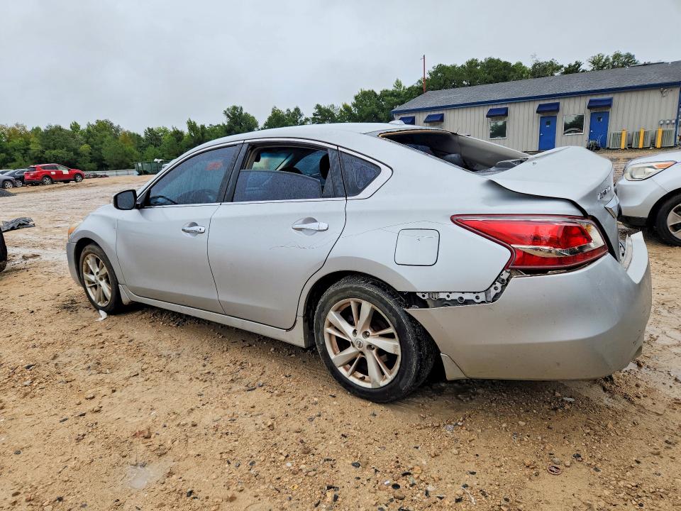 Photo 2 from auction – 2013 NISSAN ALTIMA with VIN 1N4AL3AP0DC244587