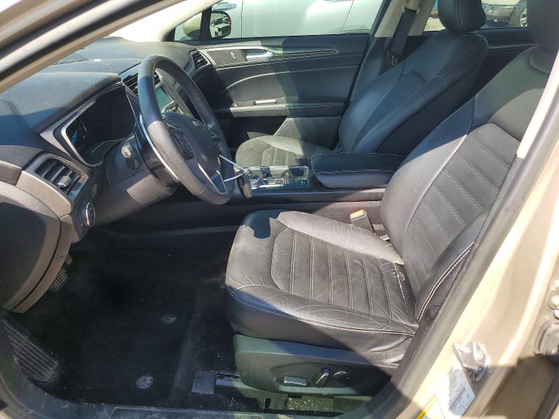 Photo 7 from auction – 2017 FORD FUSION with VIN 3FA6P0HD4HR366090