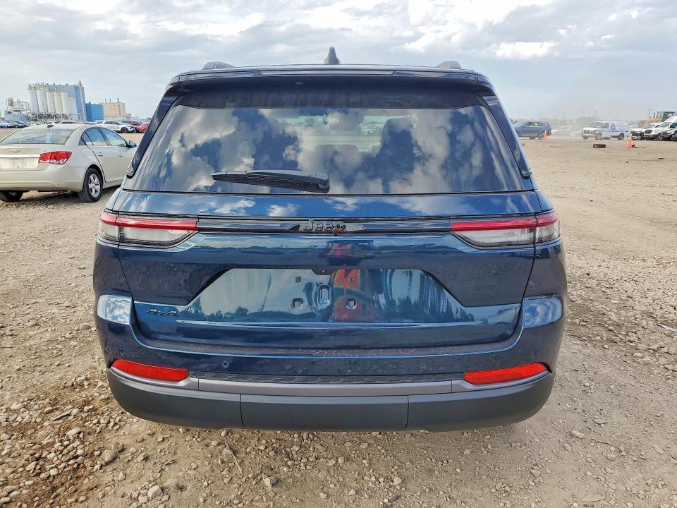 Снимка 6 от търг – 2026 JEEP GRAND CHEROKEE с VIN 1C4RJHBR9T8606207