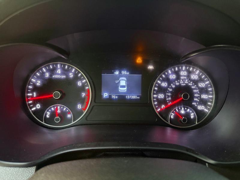 Photo 8 from auction – 2019 KIA OPTIMA with VIN 5XXGT4L31KG343064