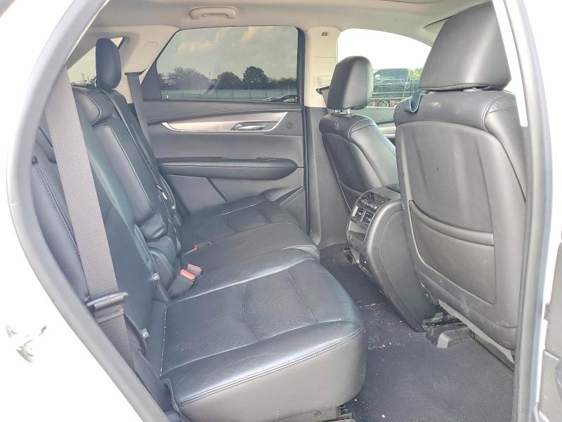 Photo 11 from auction – 2019 CADILLAC XT5 with VIN 1GYKNFRS2KZ155532