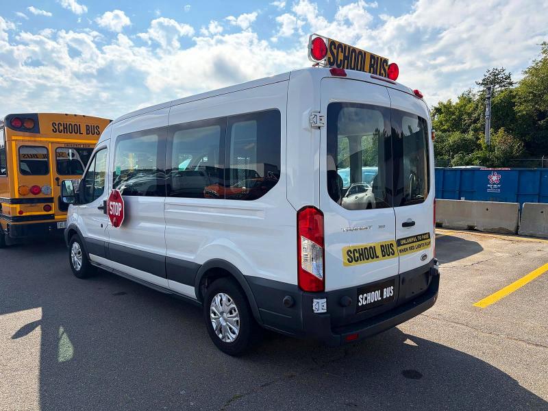 Photo 3 from auction – 2016 FORD TRANSIT with VIN 1FBZX2CM5GKA93291