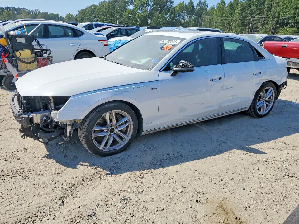 AUDI A4 2024 con VIN WAUEAAF41RN005384 - Foto de la subasta