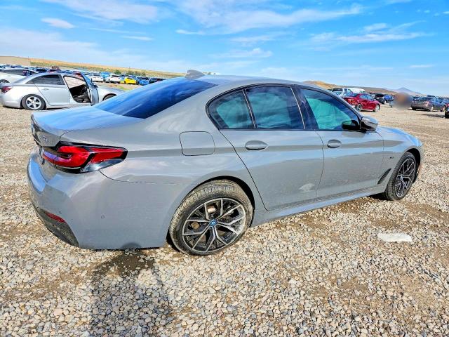 Photo 3 from auction – 2022 BMW 530XE with VIN WBA33AG0XNCJ91736